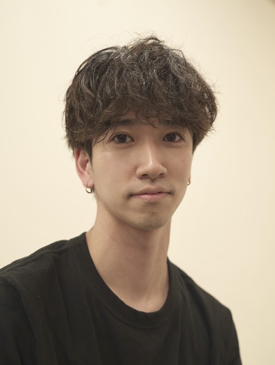 スタイリスト TAKUMI（店長・歴10年）